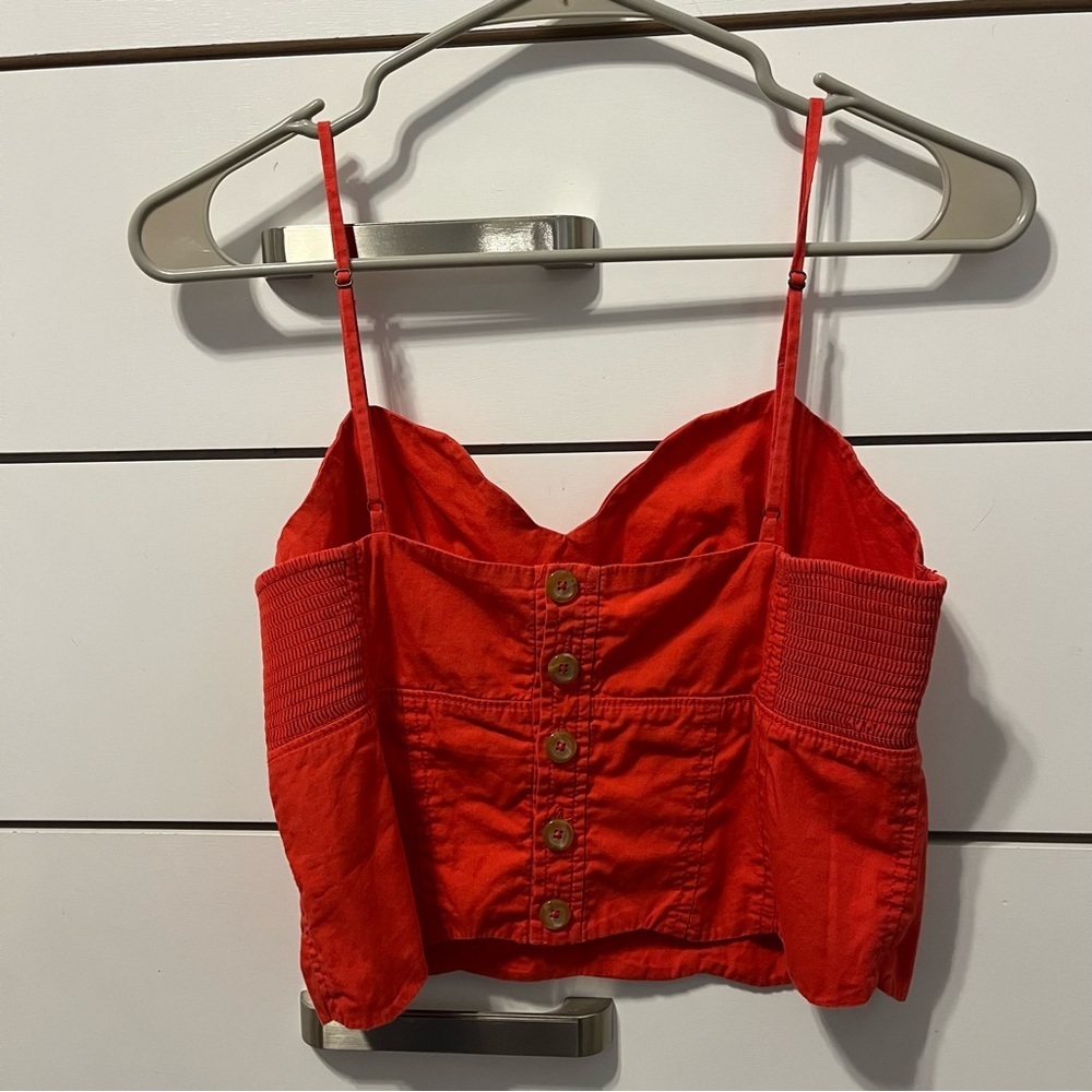Anthropologie Maeve Scalloped Crop Top Raspberry - Picture 3 of 4